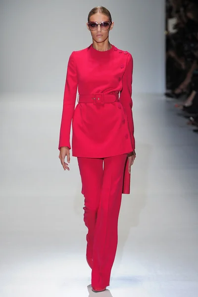 Look 1